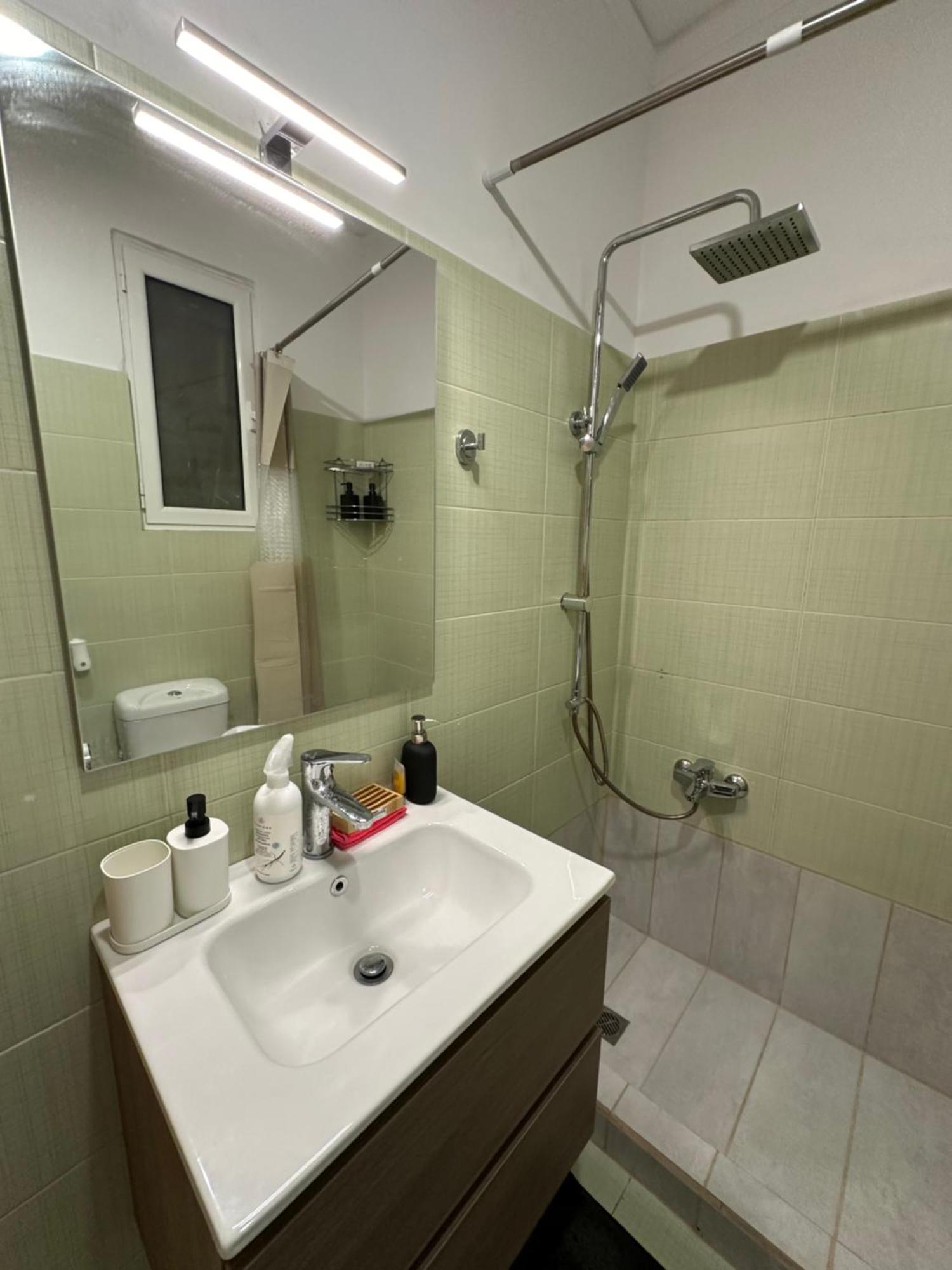 Quiet Simple Brand New Luxury By The Sea Athens